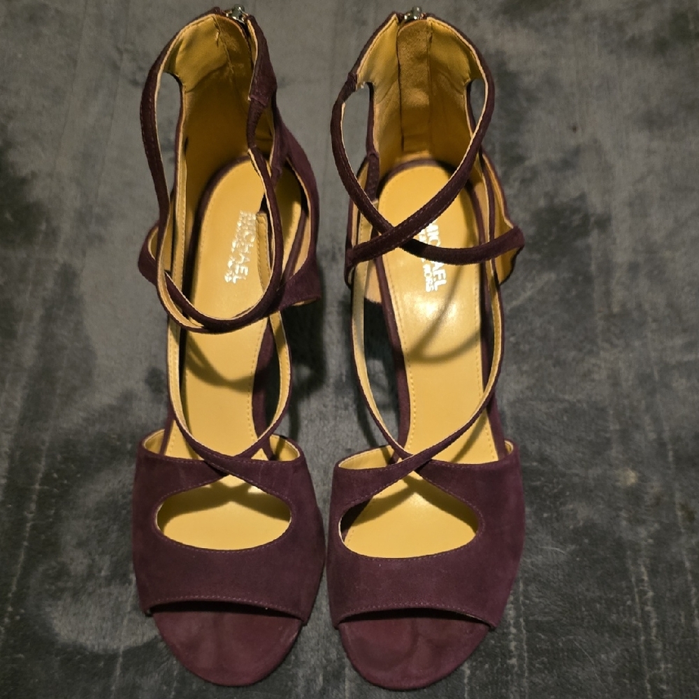 Michael Kors Elegant Purple Strappy Heels